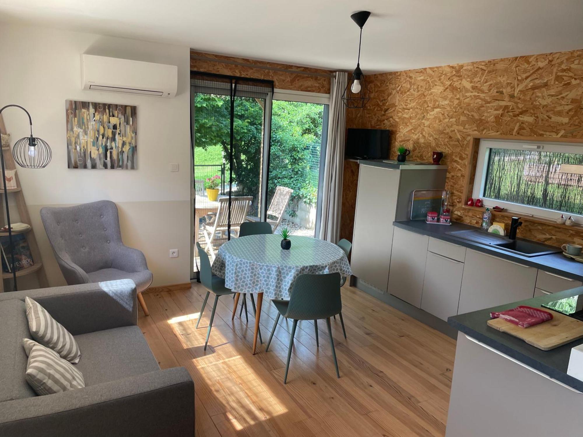 Gite Chalet Bois Bessuejouls Kültér fotó